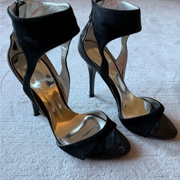 Beautiful Marciano sandals - Picture 2 of 2